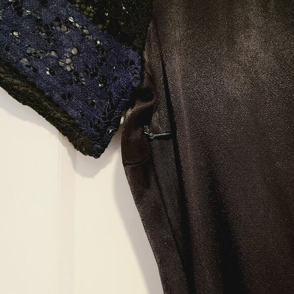 Current Air Lace Top With Satin Panel - Picture 5 of 7